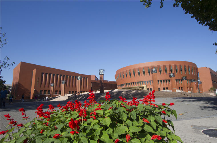 清华大学百年会堂